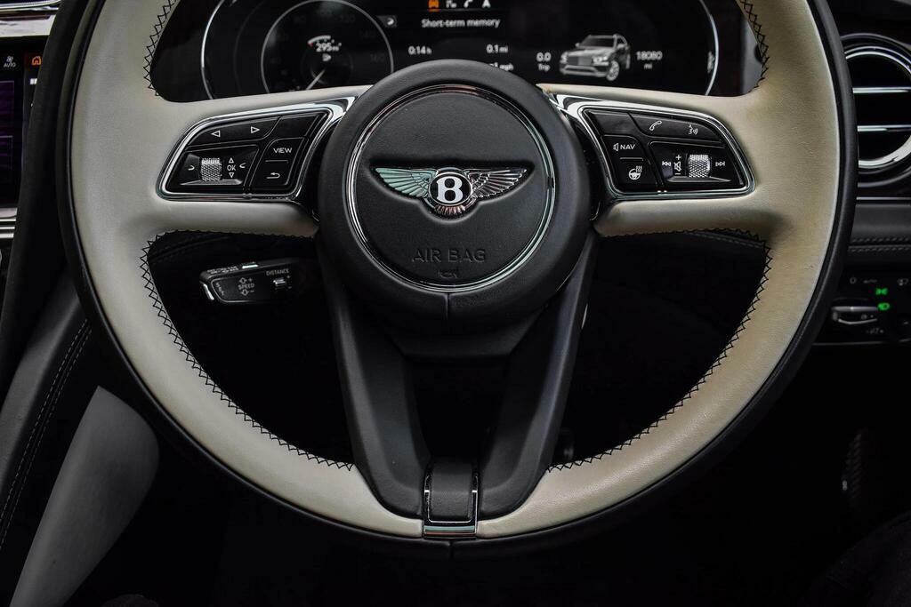 Bentley Bentayga First Edition  #35