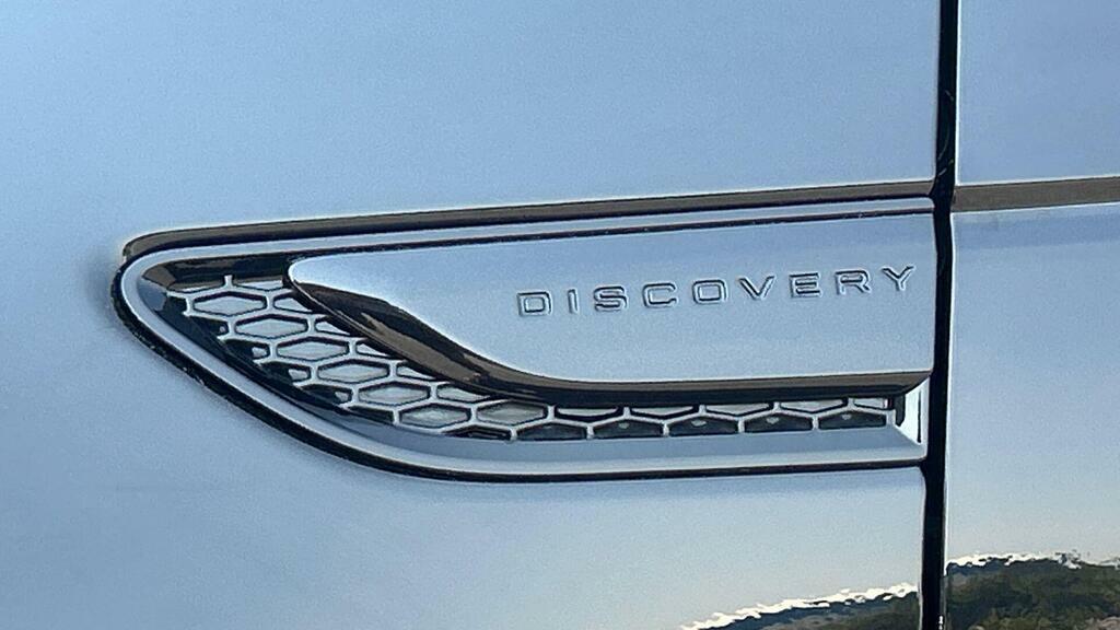 Land Rover Discovery Sport D200 Landmark Firenze Red Red #28
