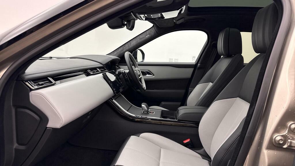 Land Rover Range Rover Velar 2.0 D200 KW25EHF Gold #3