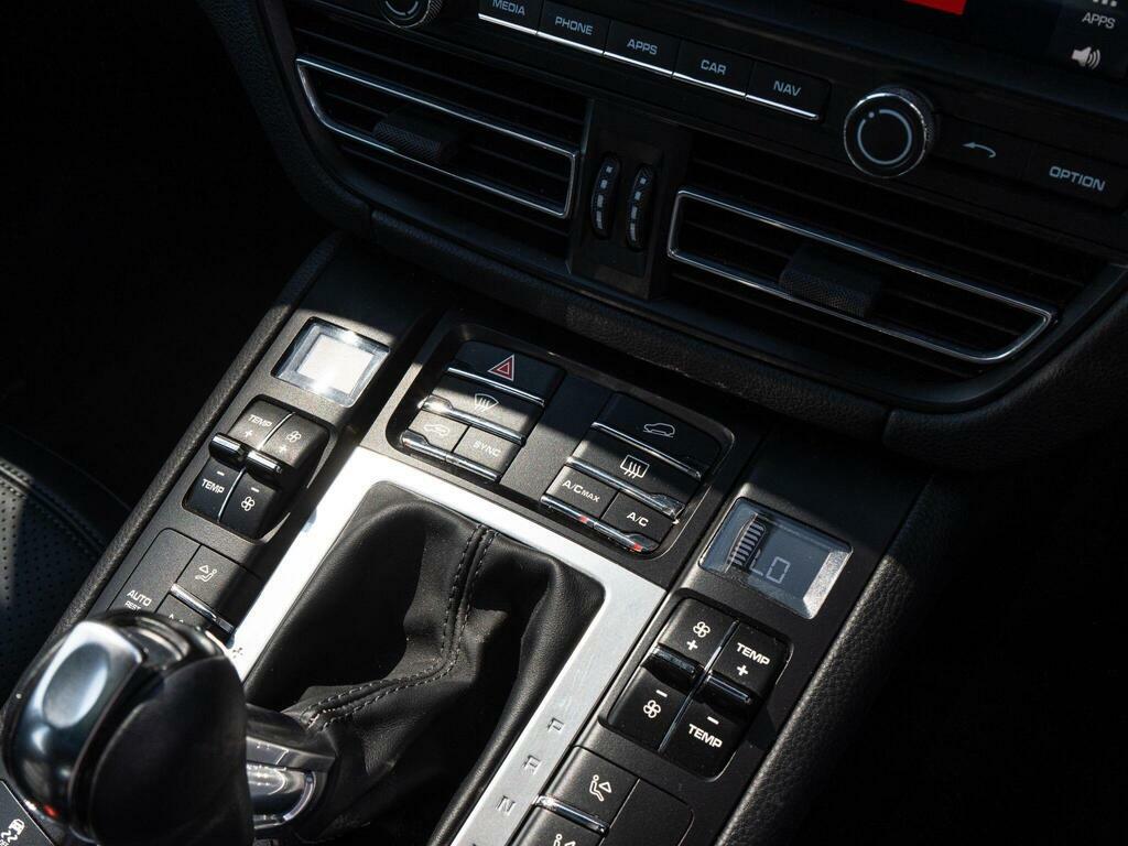 Porsche Macan S Pdk #19