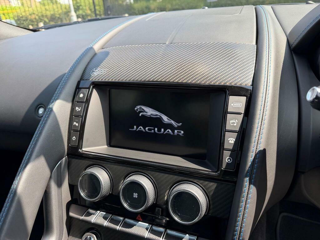 Jaguar F-Type 3.0 Supercharged V6 S White #19