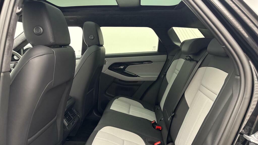 Land Rover Range Rover Evoque 2.0 D200 Black #4