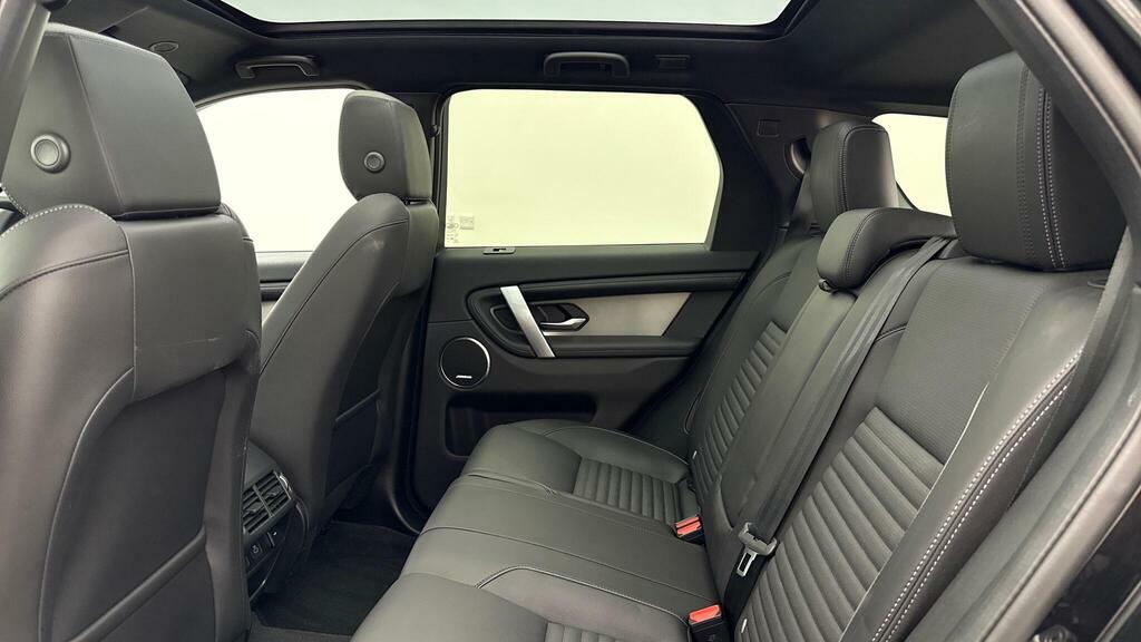 Land Rover Discovery Sport 1.5 P270e Dynamic Se Black #4