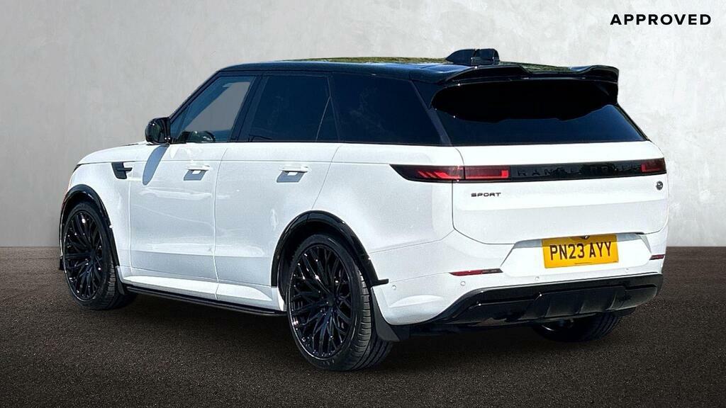 Land Rover Range Rover Sport 3.0 D300 Dynamic Se White #2