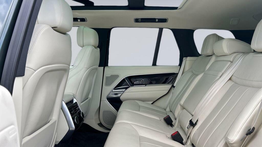 Land Rover Range Rover 3.0 D350 Hse Green #4