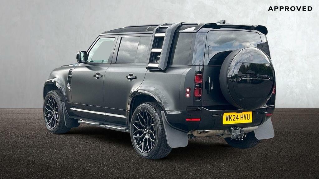 Land Rover Defender 110 3.0 D300 X-dynamic Hse Black #2