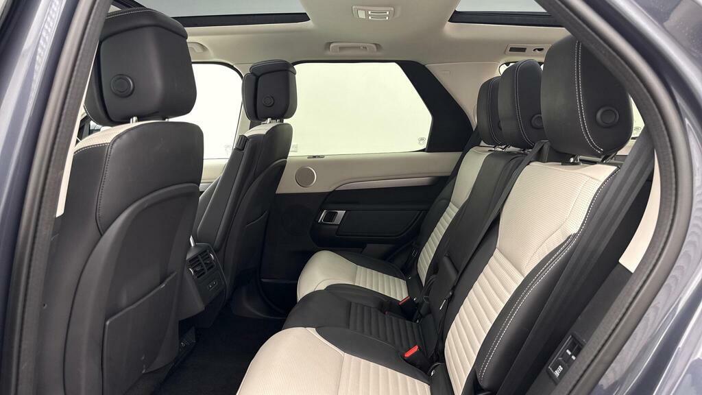 Land Rover Discovery 3 .0 D350 Dynamic Hse Blue #4