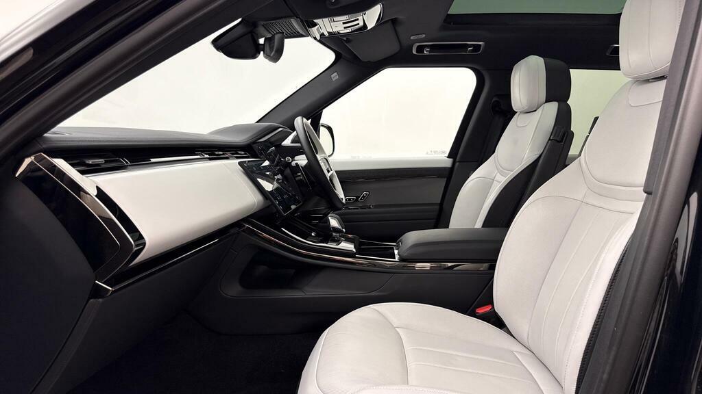 Land Rover Range Rover Sport 3.0 D300 Dynamic Se Black #3