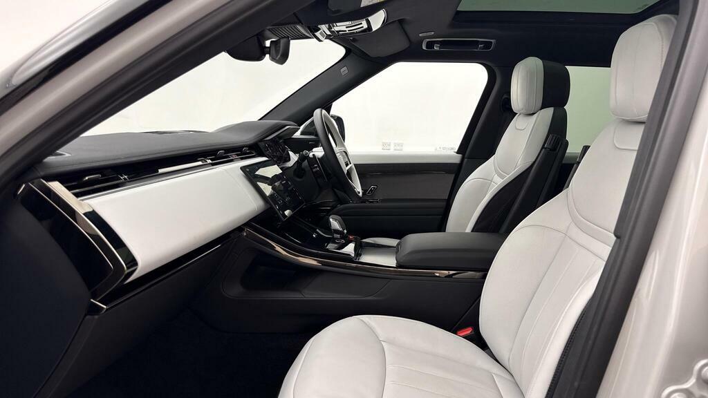 Land Rover Range Rover Sport 3.0 D300 Dynamic Se Grey #3