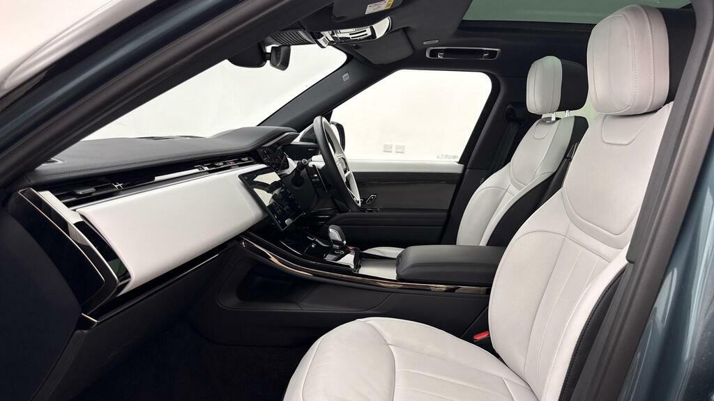 Land Rover Range Rover Sport 3.0 D300 Dynamic Se Green #3