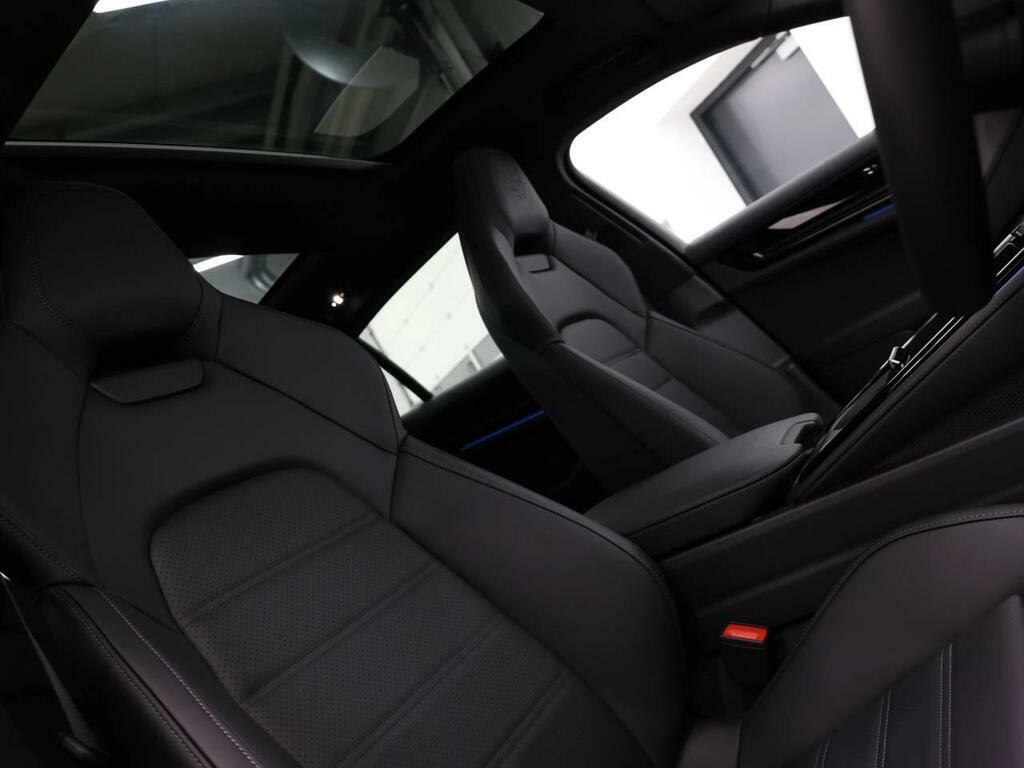 Porsche Panamera Exeter #5