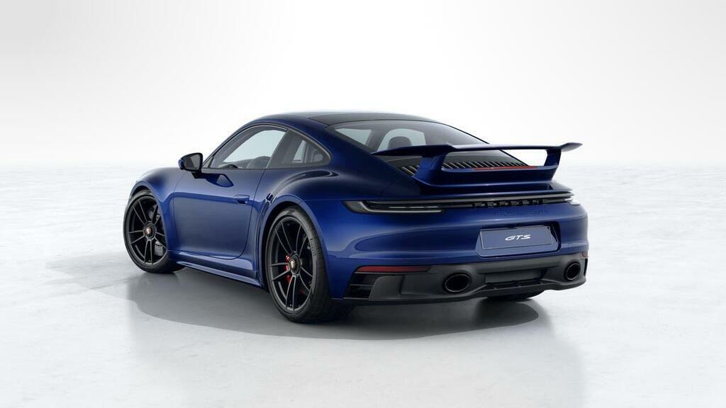 Porsche 911 Carrera 4 Gts  #3