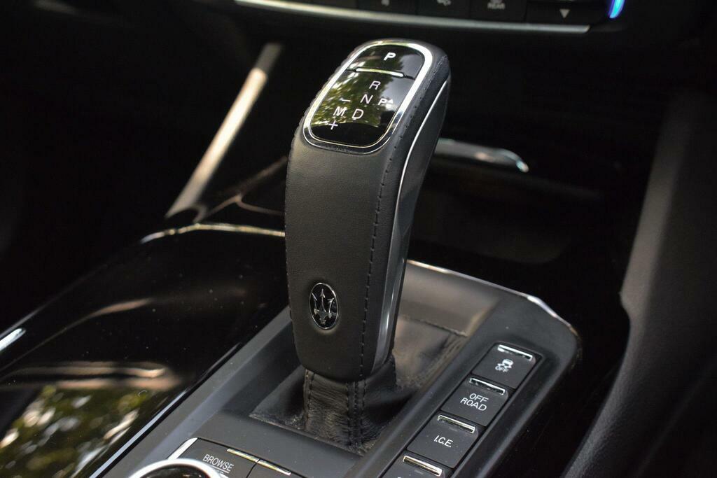 Maserati Levante V6 Modena #36