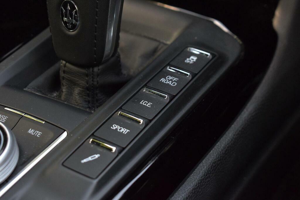 Maserati Levante V6 Modena #37