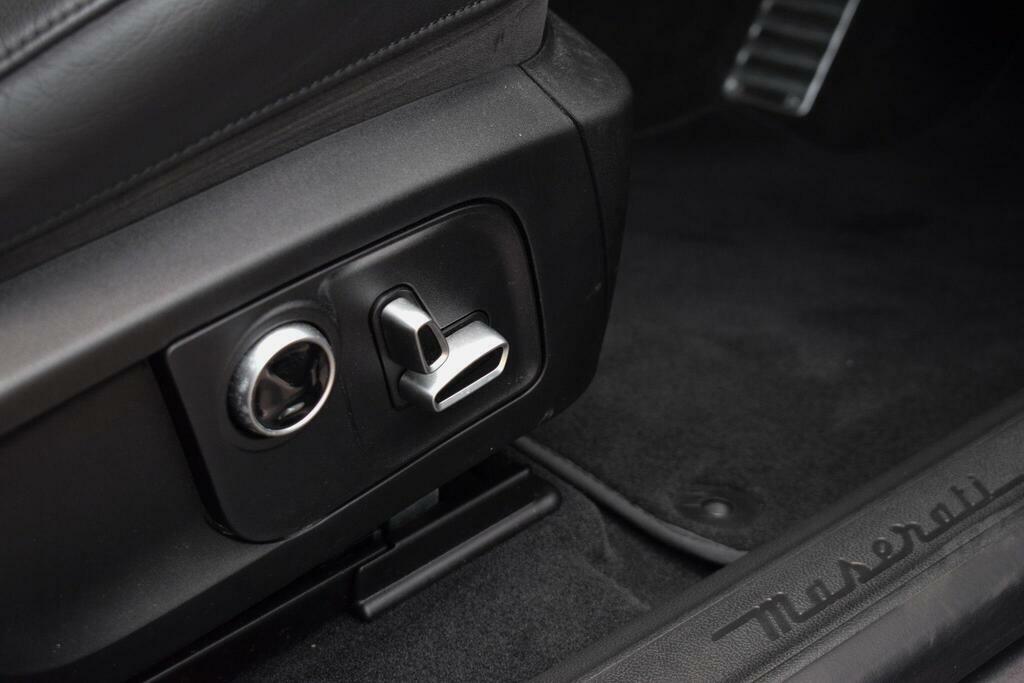 Maserati Levante V6 Modena #44