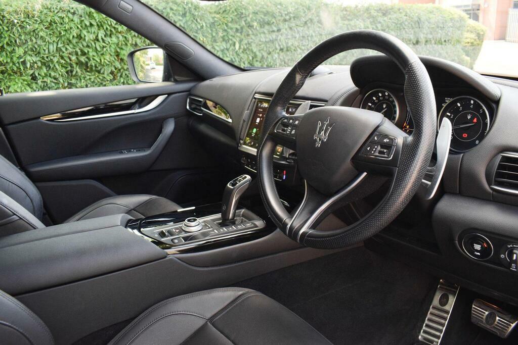 Maserati Levante V6 Modena #15