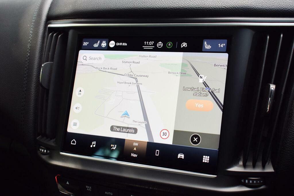 Maserati Levante V6 Modena #25
