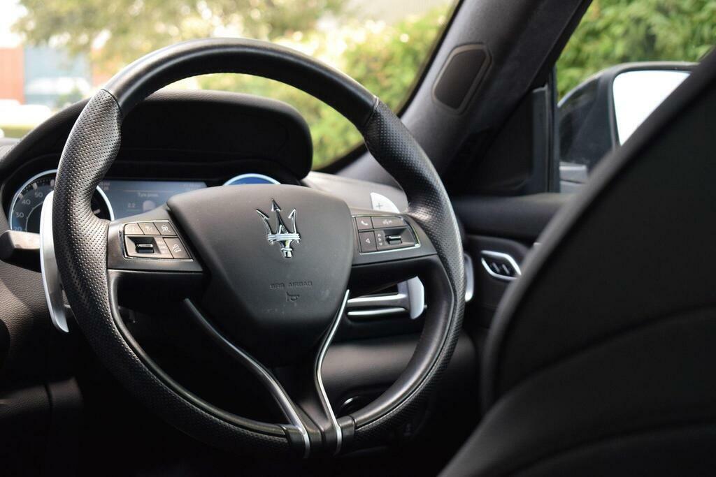 Maserati Levante V6 Modena #21
