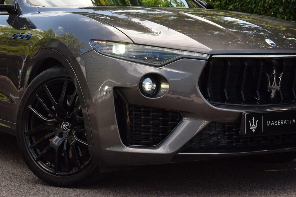 Maserati Levante V6 Modena #12