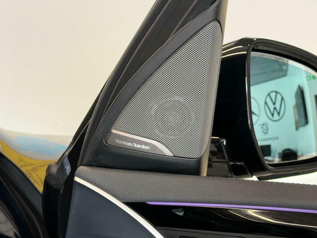 BMW iX3 Premier Edition Pro Black #3