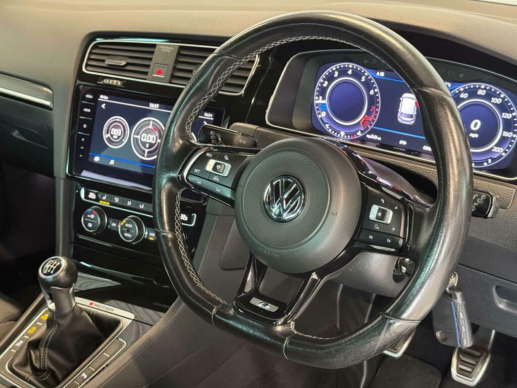Volkswagen Golf R Black #2