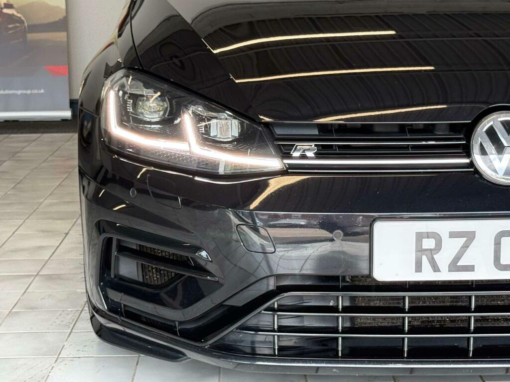 Volkswagen Golf R Black #4