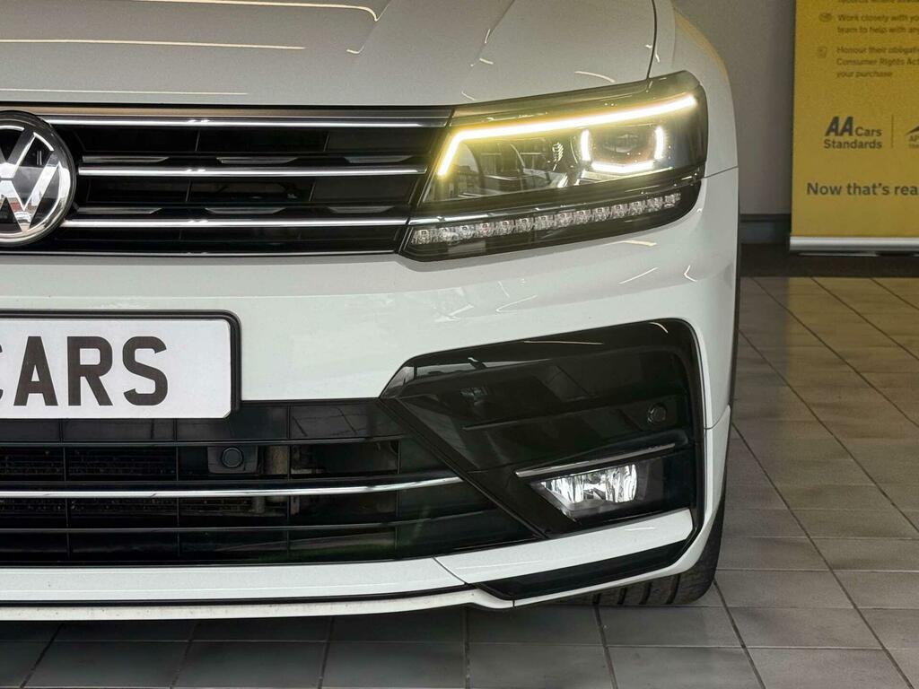 Volkswagen Tiguan R-line White #5