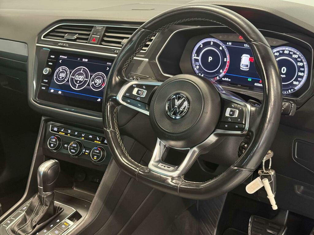 Volkswagen Tiguan R-line White #2