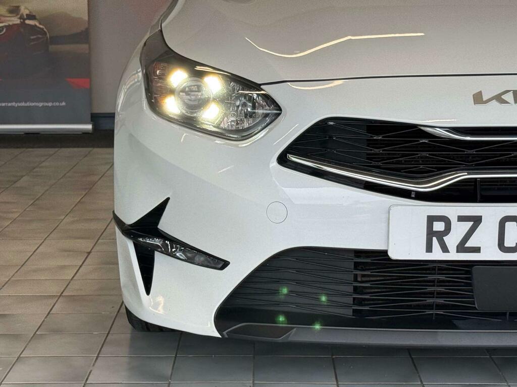 Kia Ceed 3 White #4