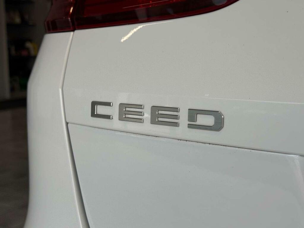 Kia Ceed 3 White #3