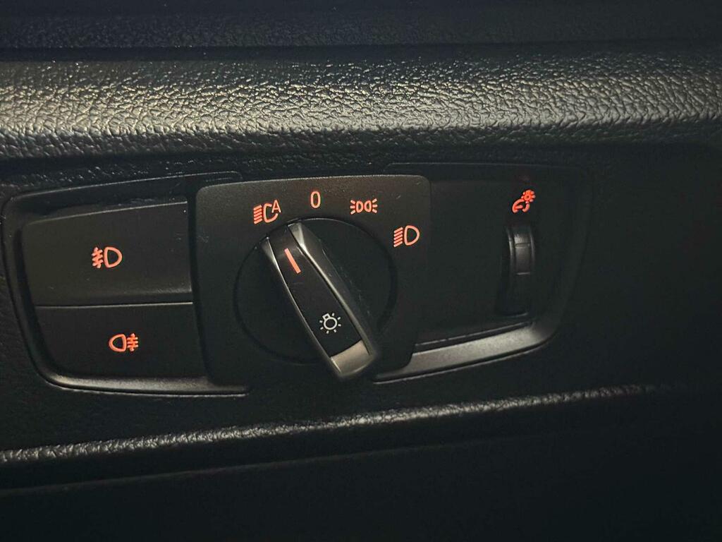 BMW 1 Series Efficientdynamics Black #38