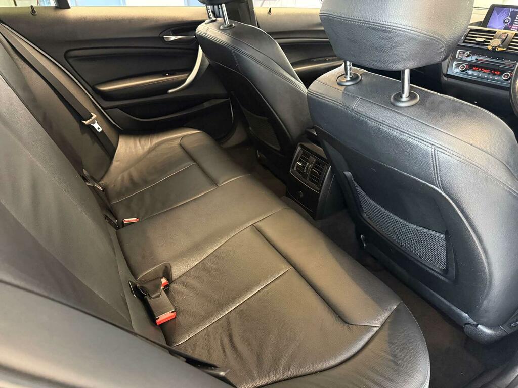 BMW 1 Series Efficientdynamics Black #26