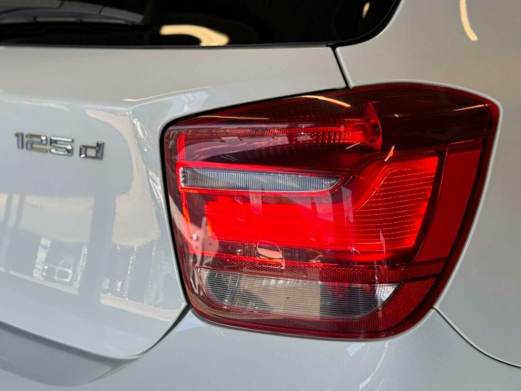 BMW 1 Series Efficientdynamics Black #11