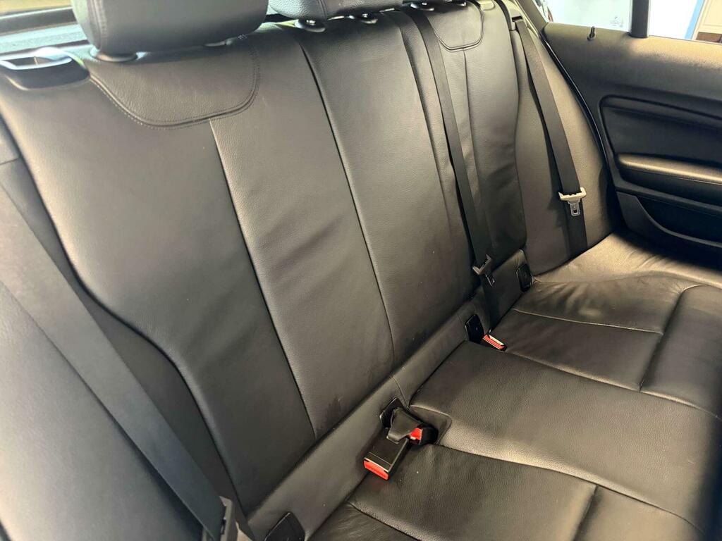 BMW 1 Series Efficientdynamics Black #25