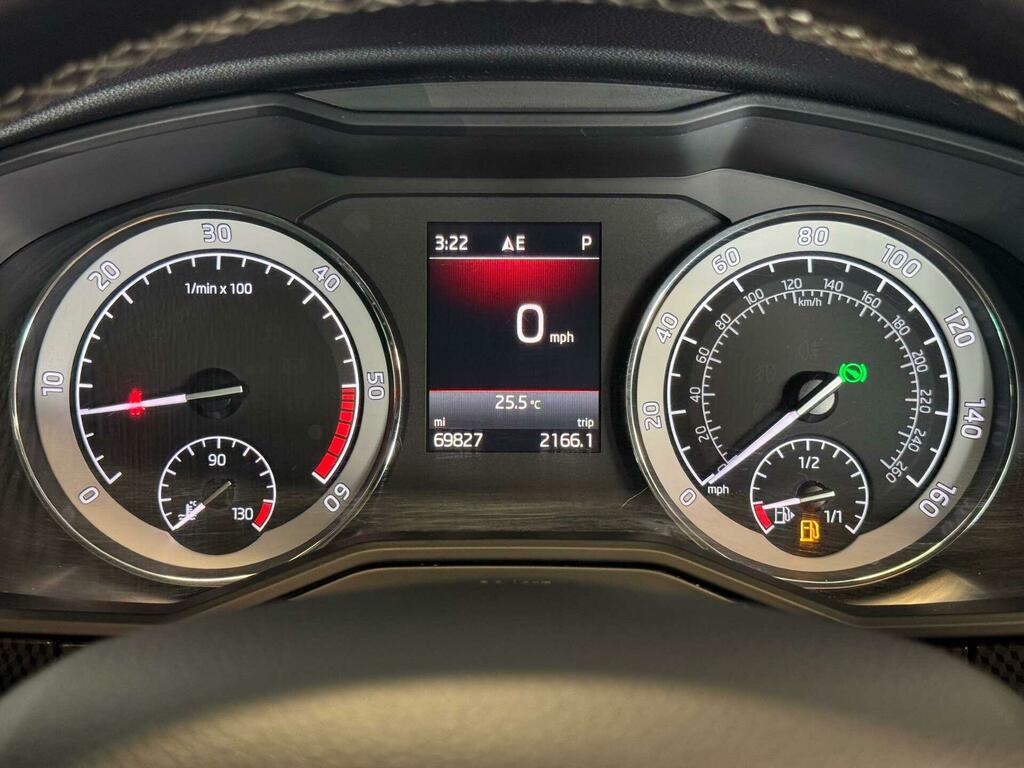 Skoda Superb Diesel Silver #26