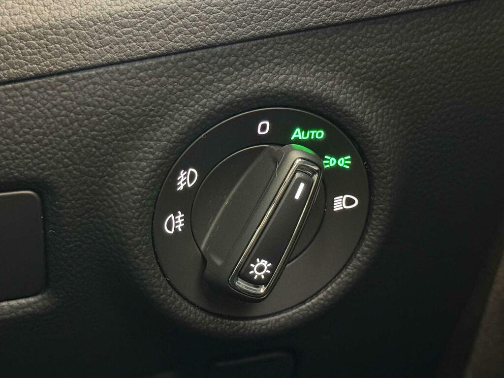 Skoda Superb Diesel Silver #38