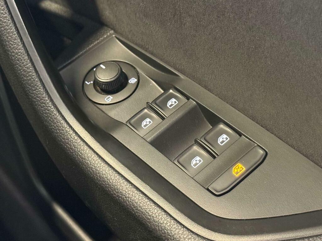 Skoda Superb Diesel Silver #39