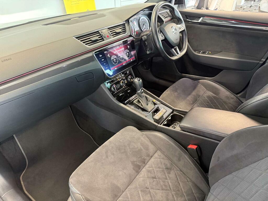 Skoda Superb Diesel Silver #19