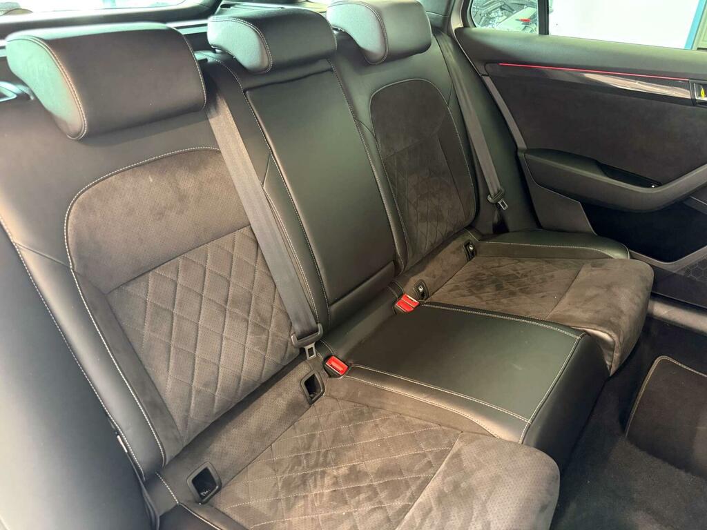Skoda Superb Diesel Silver #23