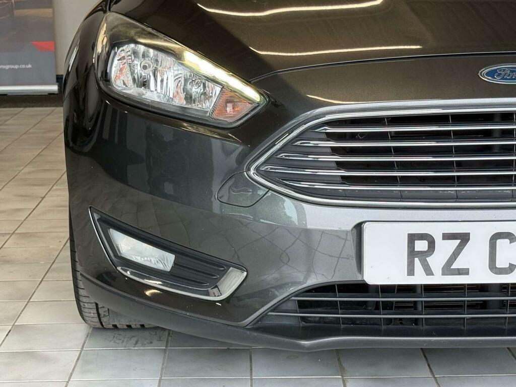 Ford Focus Titanium Grey #4