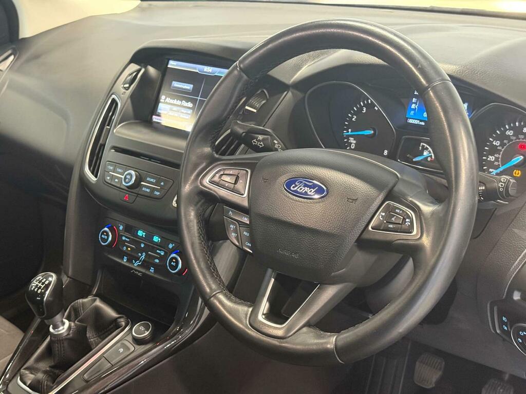 Ford Focus Titanium Grey #2