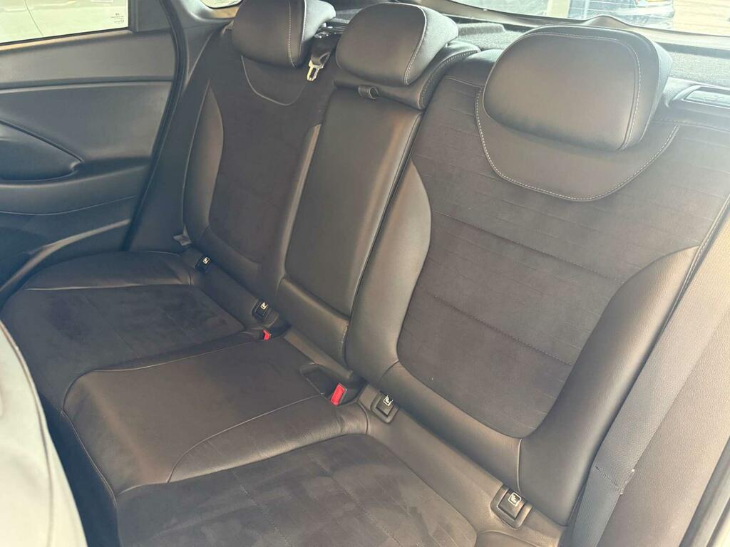 Hyundai I30 I30 Premium Crdi Brown #24