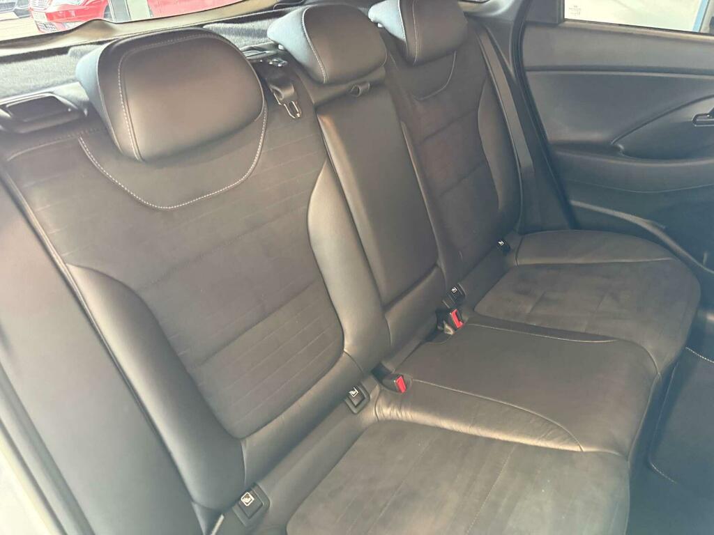 Hyundai I30 I30 Premium Crdi Brown #26