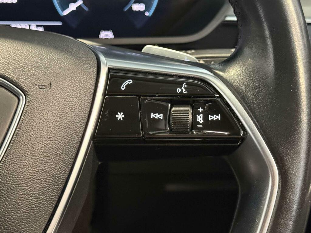 Audi E-tron 230Kw 50 Quattro 71Kwh S Line Cs White #47