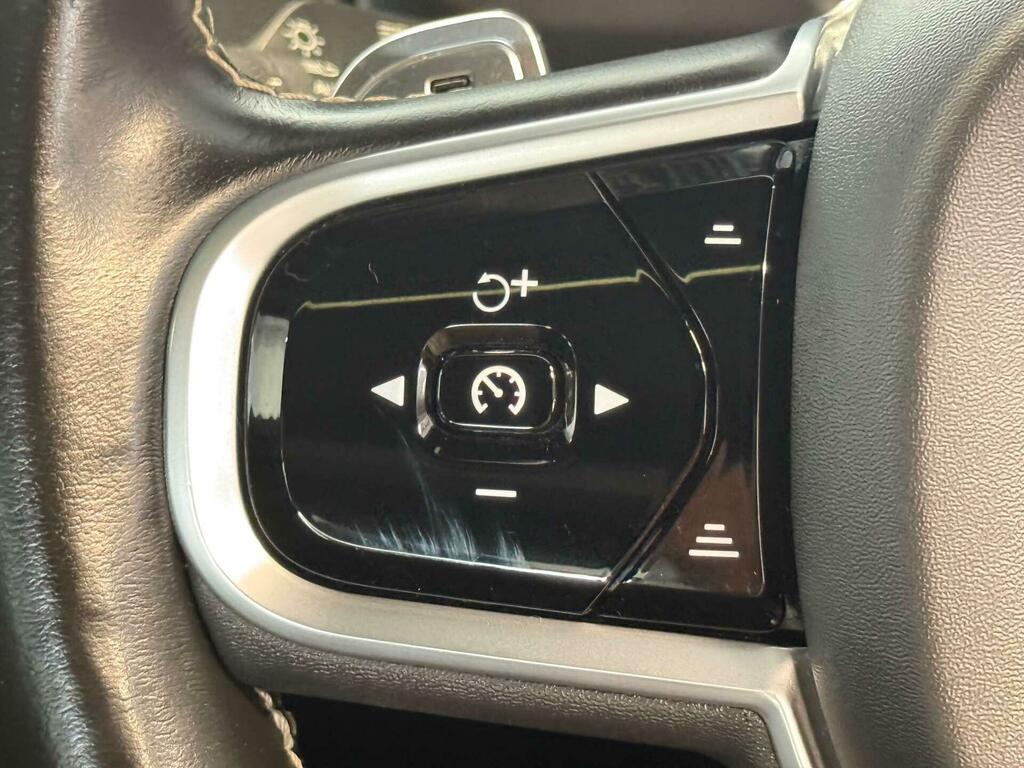 Volvo XC90 B5 P Awd R-design 360 Cam, Xenium, Winter Grey #44