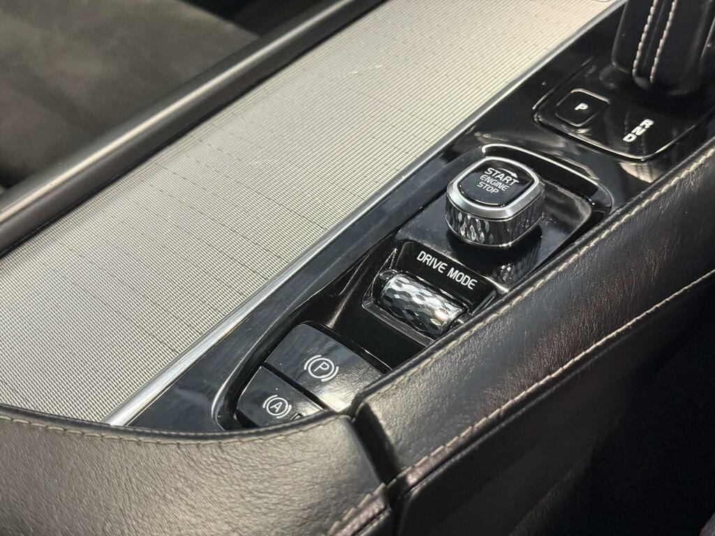 Volvo XC90 B5 P Awd R-design 360 Cam, Xenium, Winter Grey #33