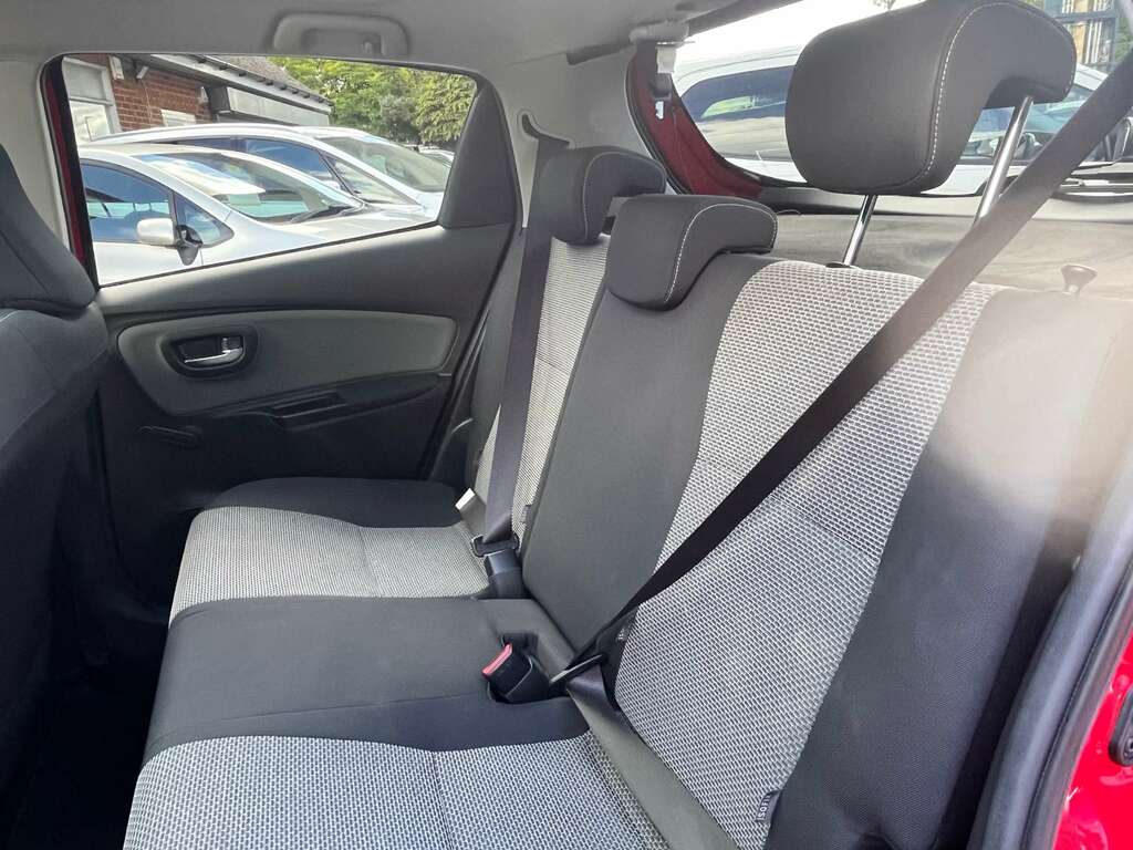 Toyota Yaris 1.5 Yaris Sport Hybrid Vvt-i Cvt KD15VCZ Red #5