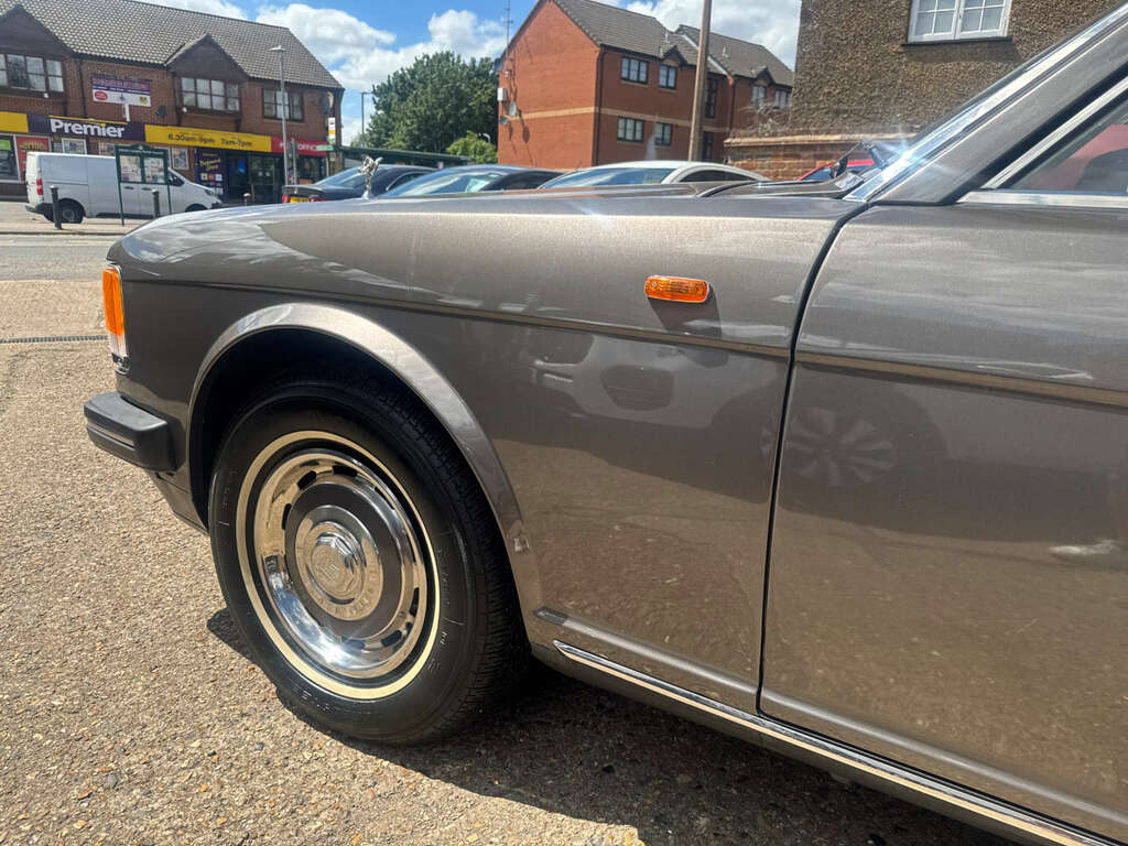 Rolls-Royce Silver Spirit Spirit 6.8L White #19