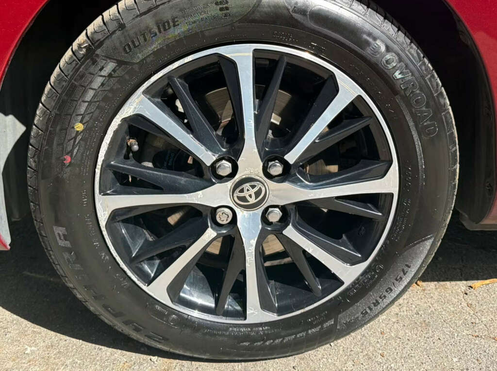 Toyota Yaris Icon Tech White #33