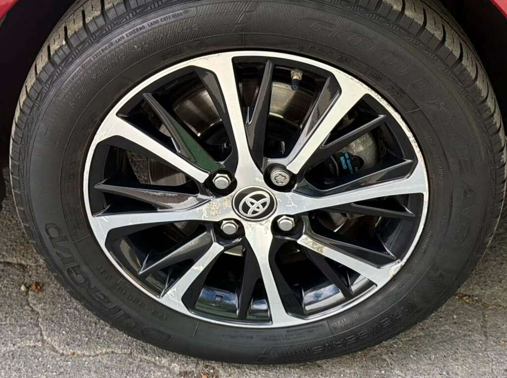 Toyota Yaris Icon Tech White #35